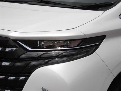 TOYOTA ALPHARD - 7