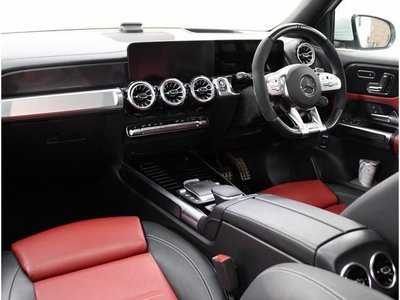 MERCEDES-BENZ GLB - 8