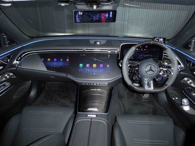 2025 Mercedes-BENZ E-CLASS AMG — миниатюра 11