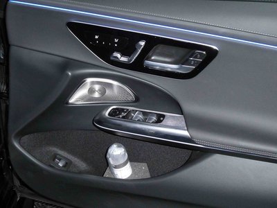 2025 Mercedes-BENZ E-CLASS AMG — миниатюра 17