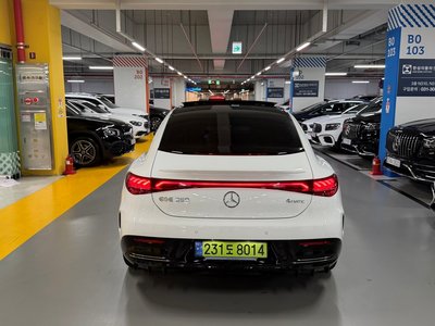 صورة 3 لـ 2023 Mercedes-BENZ EQE