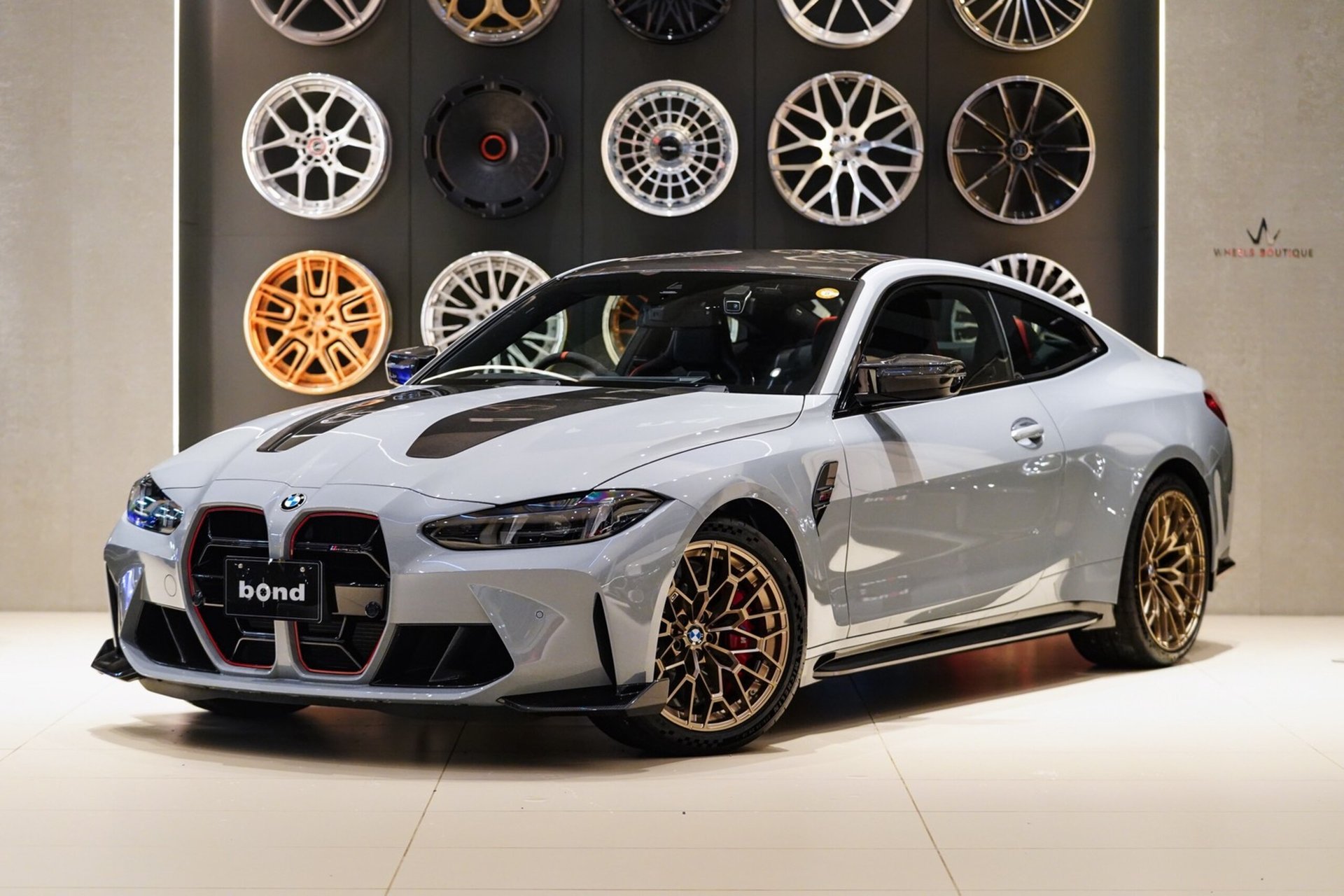 BMW M4 COUPE - View 1