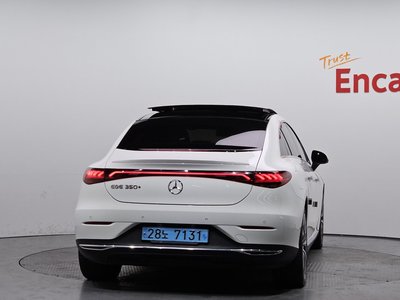 MERCEDES-BENZ EQE - 3