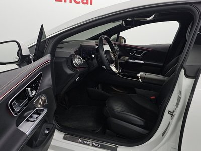 MERCEDES-BENZ EQE - 10