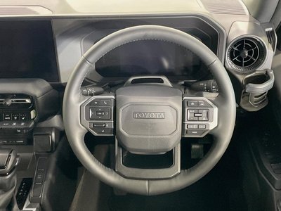 2024 Toyota LAND CRUISER 250 — миниатюра 12
