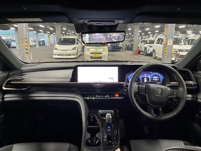 TOYOTA CROWN SPORT - 5