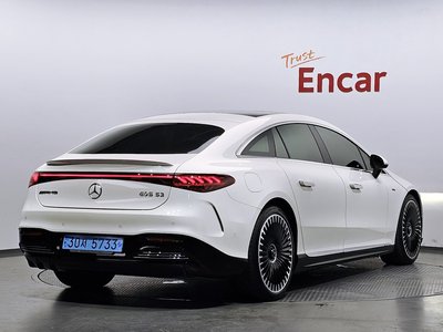 MERCEDES-BENZ EQS - 4