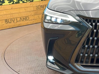 صورة مصغرة 13 لـ 2021 Lexus NX