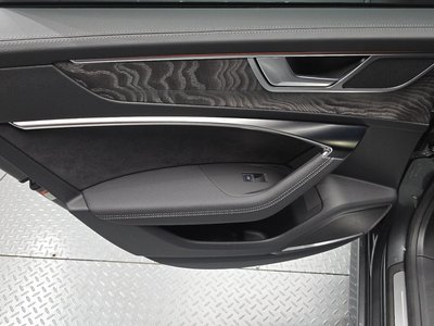 صورة مصغرة 15 لـ 2025 AUDI A7