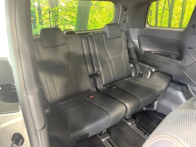 2025 Toyota ALPHARD — фото 10