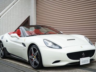FERRARI CALIFORNIA 30 - 1
