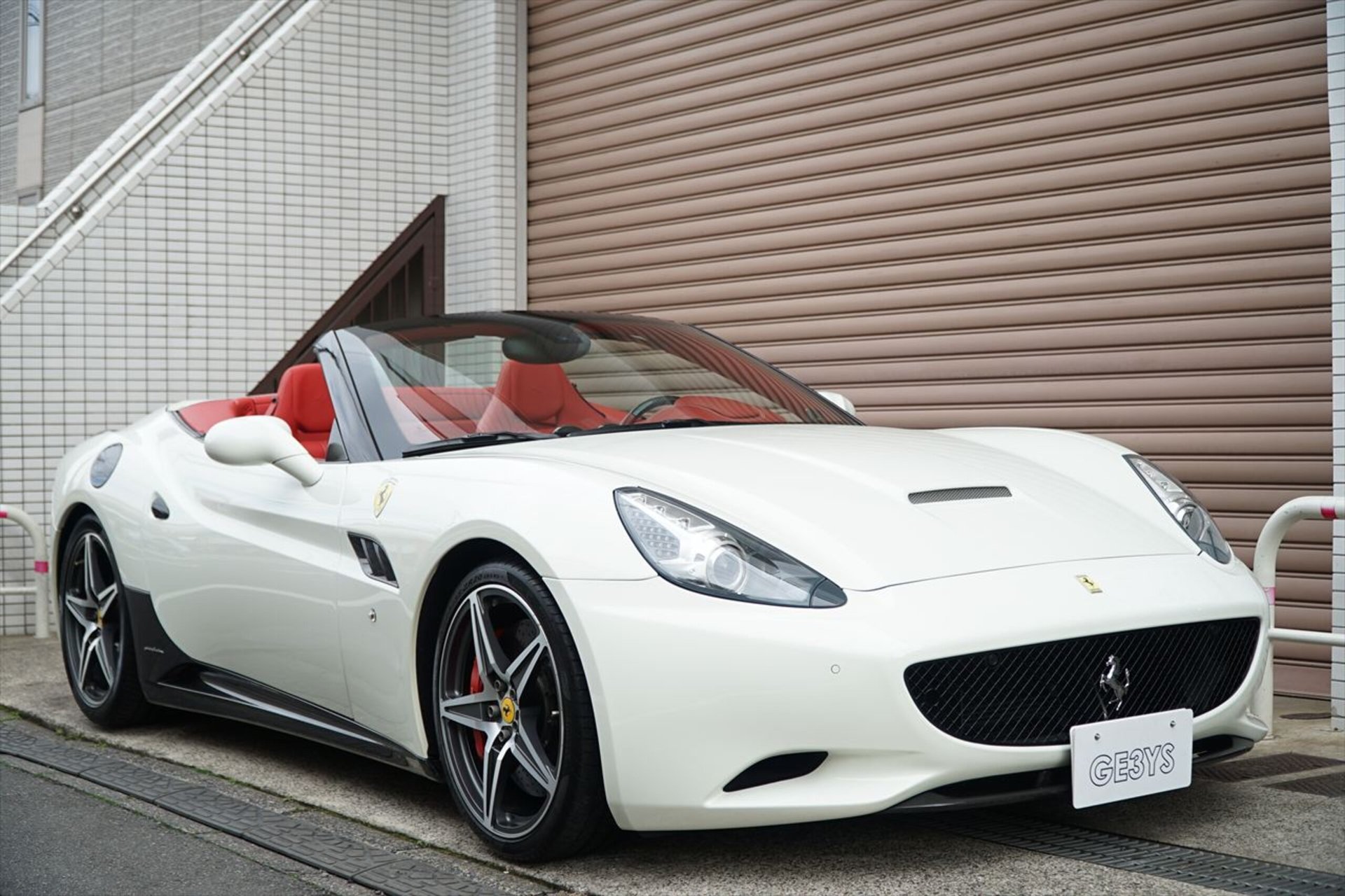 FERRARI CALIFORNIA 30 - View 1