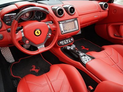 FERRARI CALIFORNIA 30 - 4