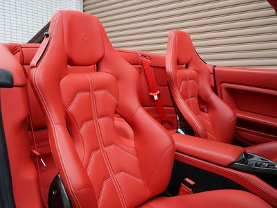 FERRARI CALIFORNIA 30 - 5