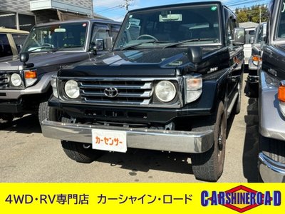 TOYOTA LAND CRUISER 70 - 2