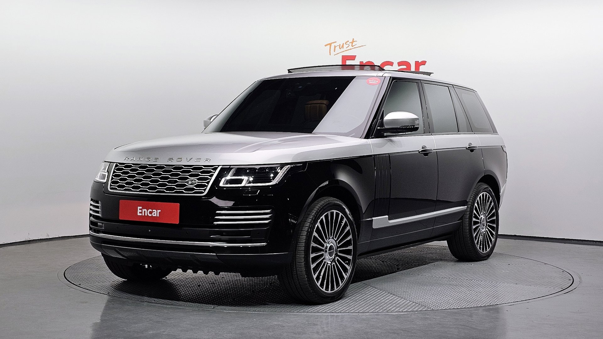 LAND ROVER RANGE ROVER - View 1