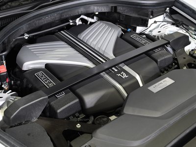 ROLLS-ROYCE CULLINAN - 10