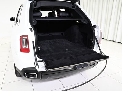 ROLLS-ROYCE CULLINAN - 9