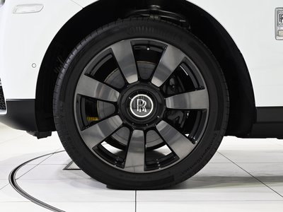 ROLLS-ROYCE CULLINAN - 8