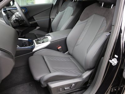 صورة 4 لـ 2025 BMW X3