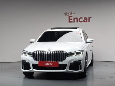 2019 BMW 7 SERIES — фото 2