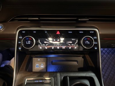 صورة 9 لـ 2021 Genesis GV80