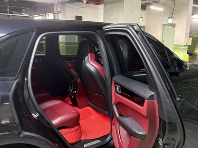 صورة 9 لـ 2019 Porsche CAYENNE