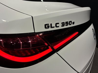 2026 Mercedes-BENZ GLC — миниатюра 12