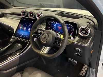 2026 Mercedes-BENZ GLC — миниатюра 17