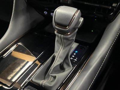 2025 Toyota ALPHARD — миниатюра 21