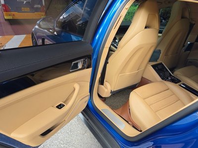 صورة مصغرة 11 لـ 2018 Porsche PANAMERA