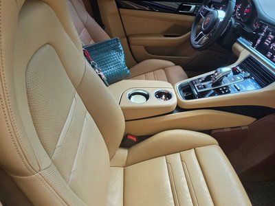 صورة مصغرة 13 لـ 2018 Porsche PANAMERA