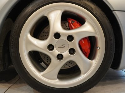 PORSCHE 911 - 9