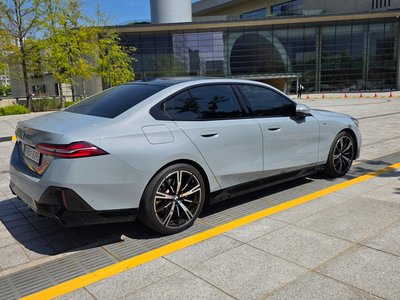 BMW 5 SERIES - 9