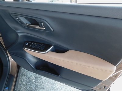 صورة مصغرة 36 لـ 2025 Toyota CROWN SPORT