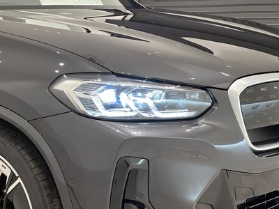2026 BMW IX3 照片 13