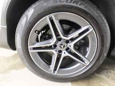 MERCEDES-BENZ GLC - 2