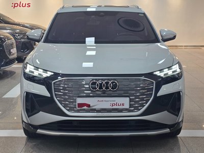 AUDI Q4 E-TRON - 2