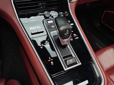 PORSCHE PANAMERA - 9