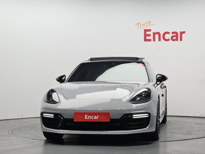 PORSCHE PANAMERA - 2