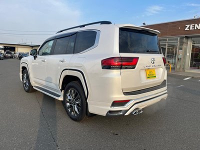 TOYOTA LAND CRUISER 300 - 5