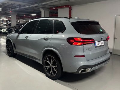 صورة 6 لـ 2026 BMW X5