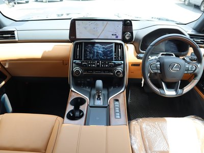 2026 Lexus LX 缩略图 8
