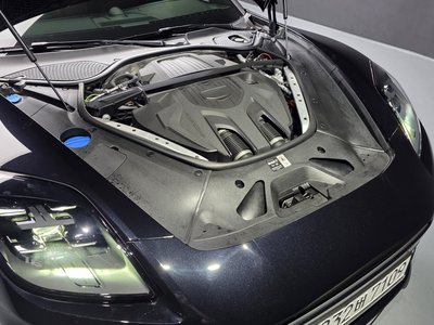 PORSCHE PANAMERA - 7