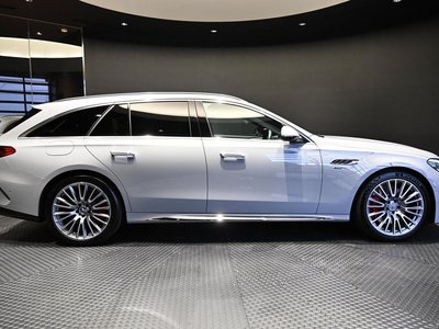 MERCEDES-BENZ E-CLASS WAGON AMG - 4