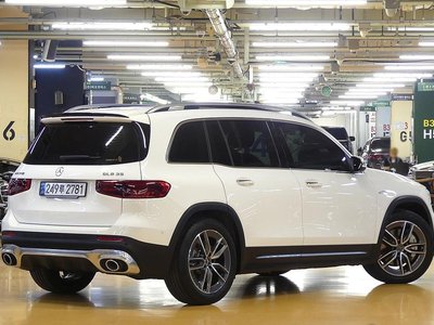 MERCEDES-BENZ GLB - 4