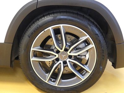 MERCEDES-BENZ GLB - 6