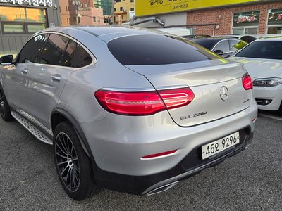MERCEDES-BENZ GLC - 7