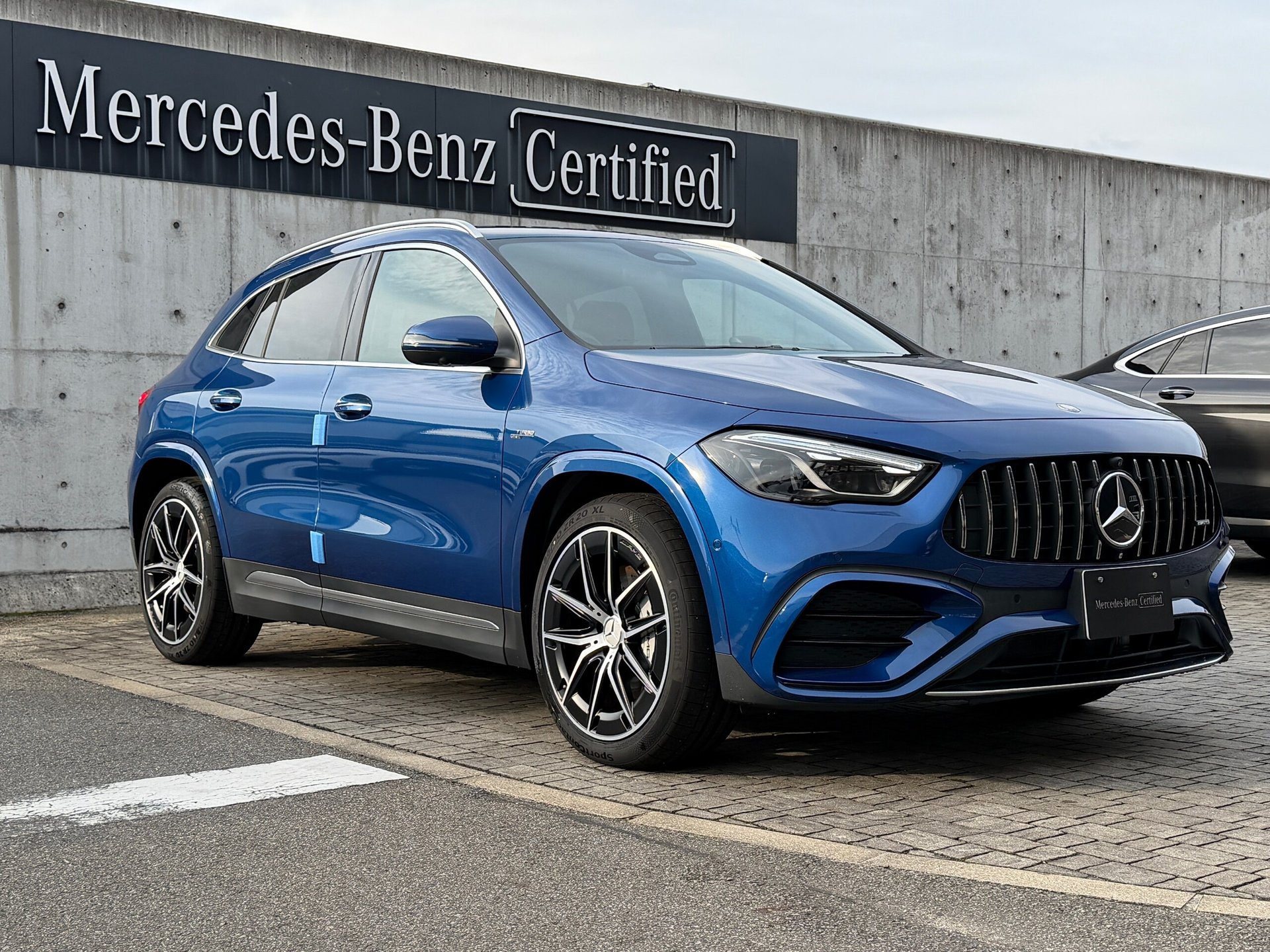 MERCEDES-BENZ GLA AMG - View 1