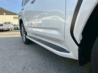 TOYOTA LAND CRUISER 300 - 10